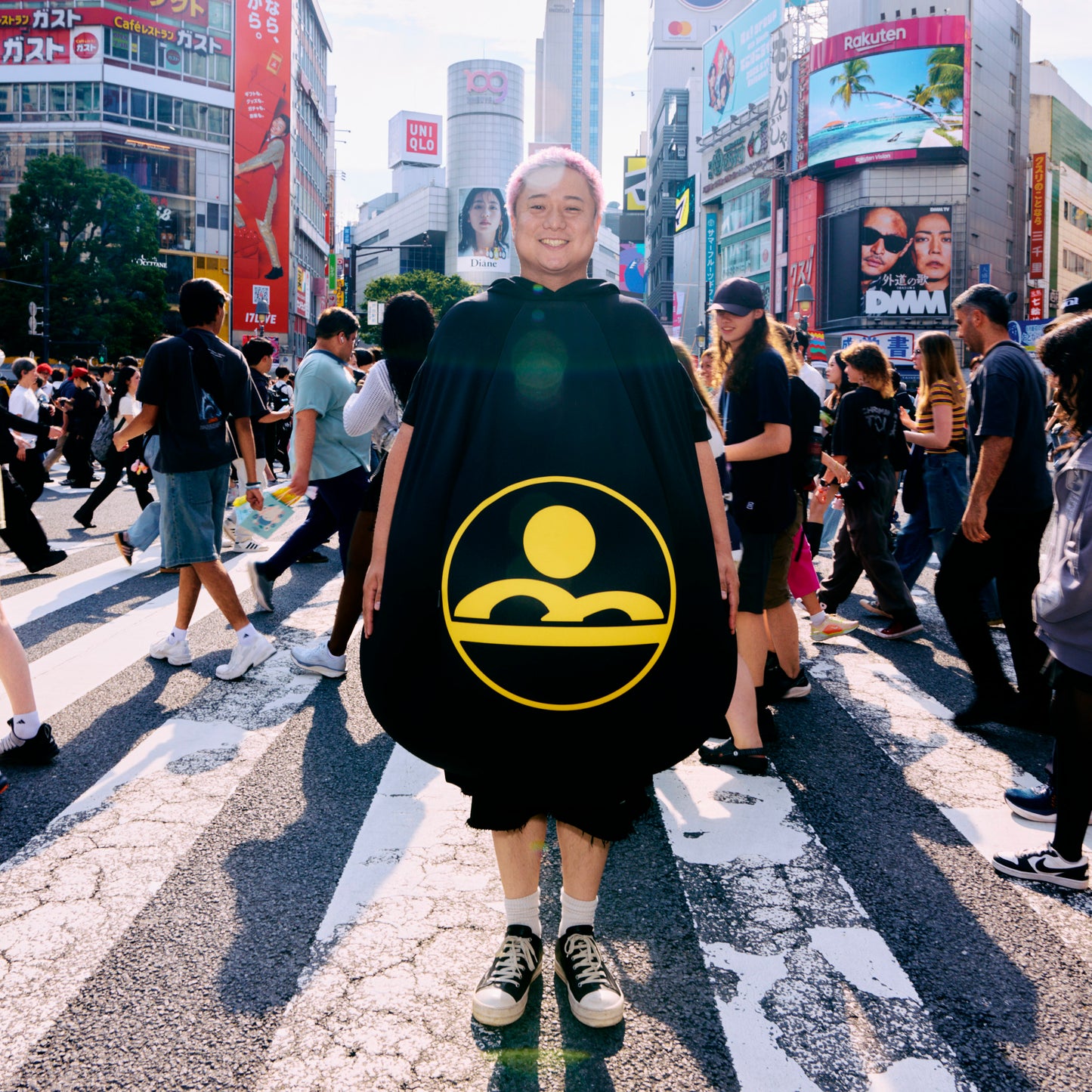 BARK AT THE MOON × HANALOLO 着るビーズクッション